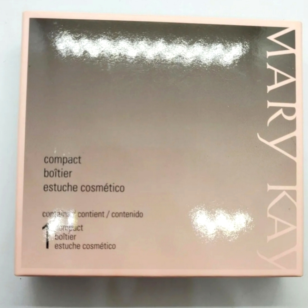 New in Box MARY KAY Makeup Compact Black & Pink With Mirror Unfilled - Picture 2 of 4